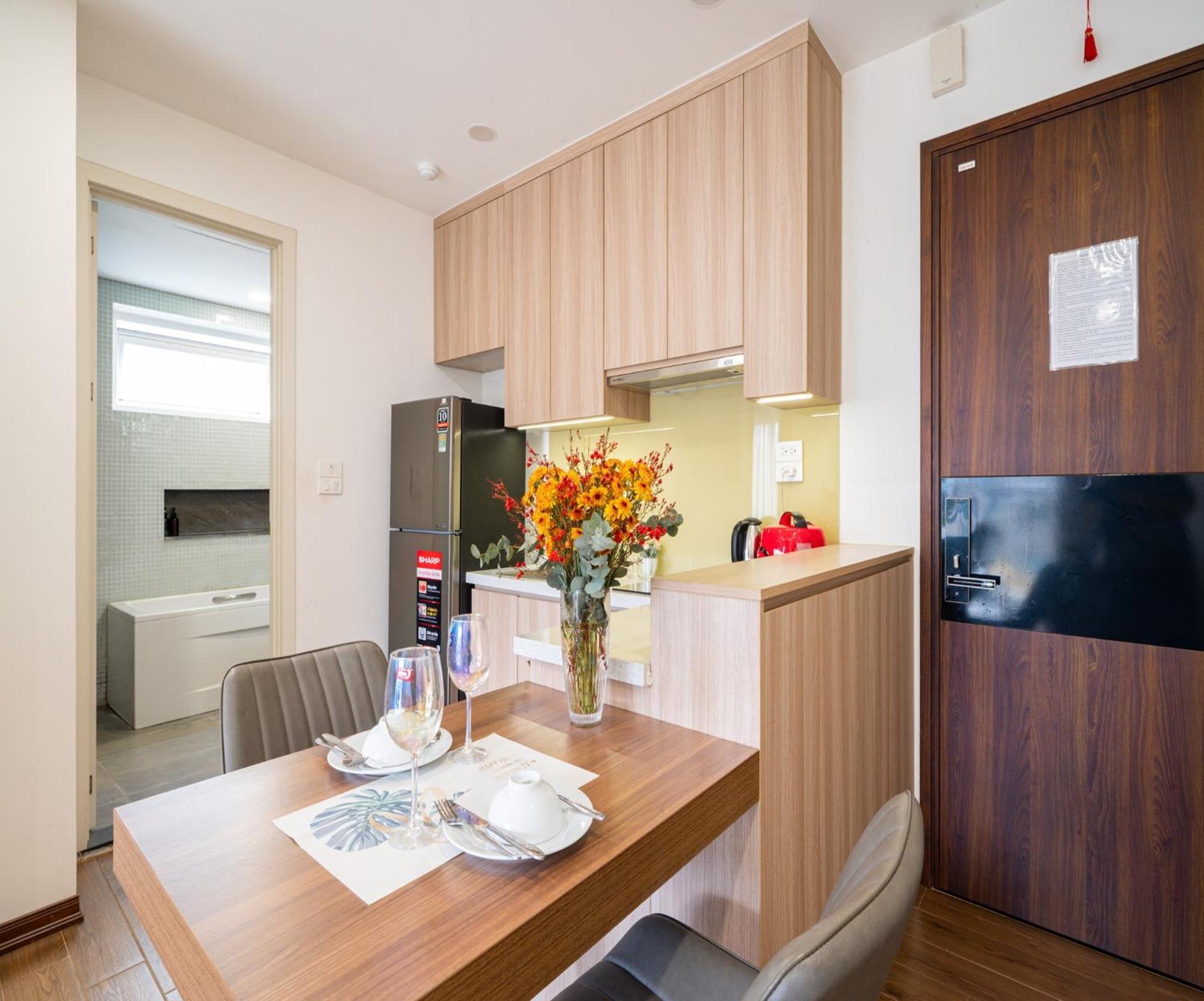 Luxe Paradise Residence Truc Bach Ханой Екстериор снимка