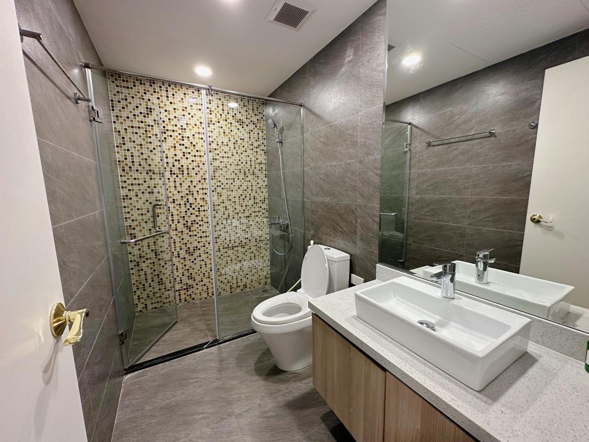 Luxe Paradise Residence Truc Bach Ханой Екстериор снимка
